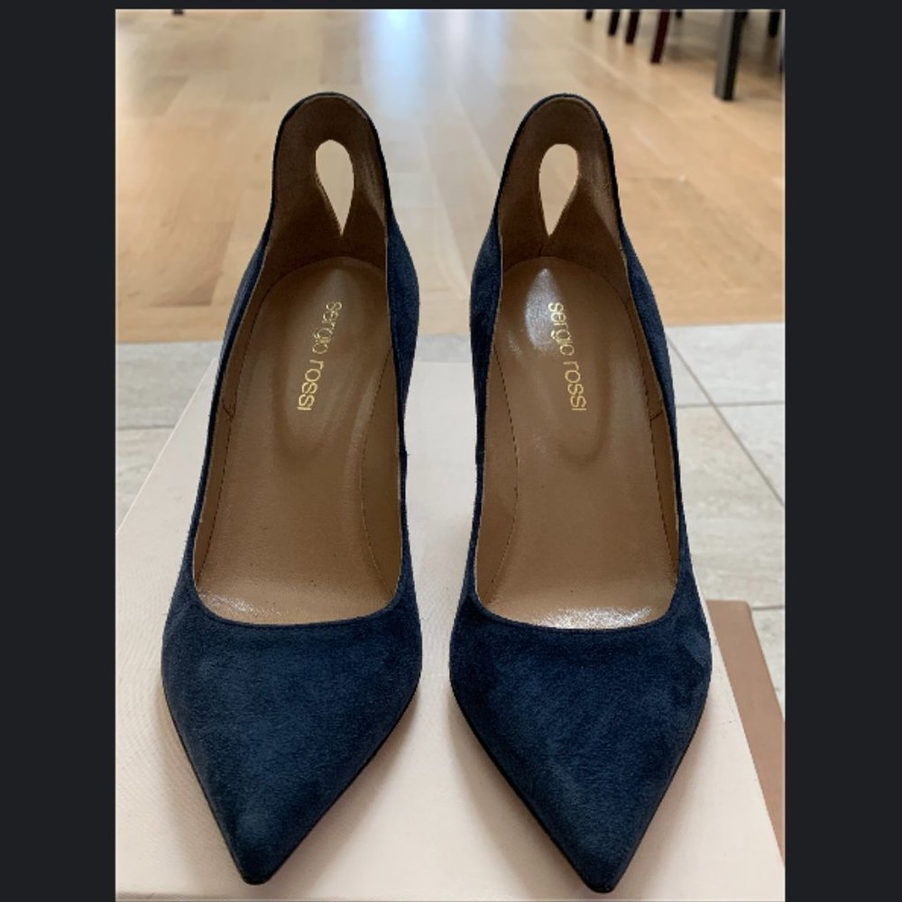 Sergio Rossi Blink Suede Pumps sz. 35 NWT